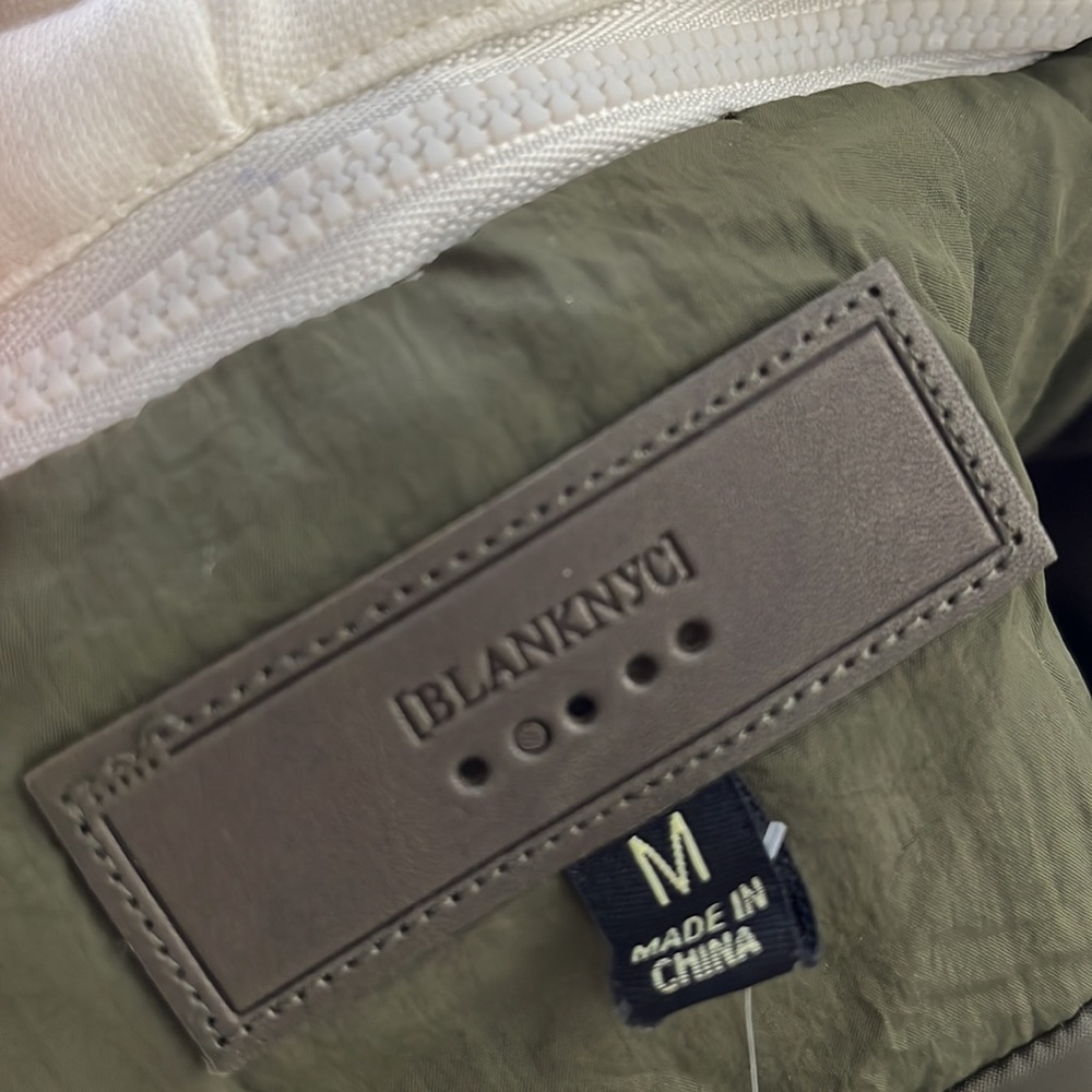 25) NWT BLANK NYC Olive Green & Cream Hooded Quilted Tie Waist Puffer Jacket MED - Picture 14 of 14